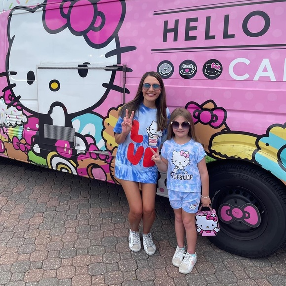 Hello Kitty - Picture 6 of 6